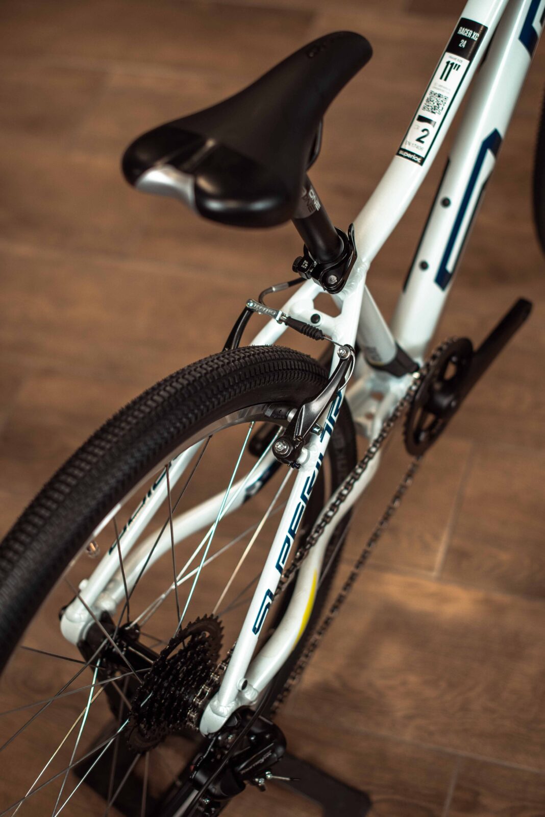 Велосипед Superior Racer XC 24 Gloss White/Petrol Blue/Neon Yellow