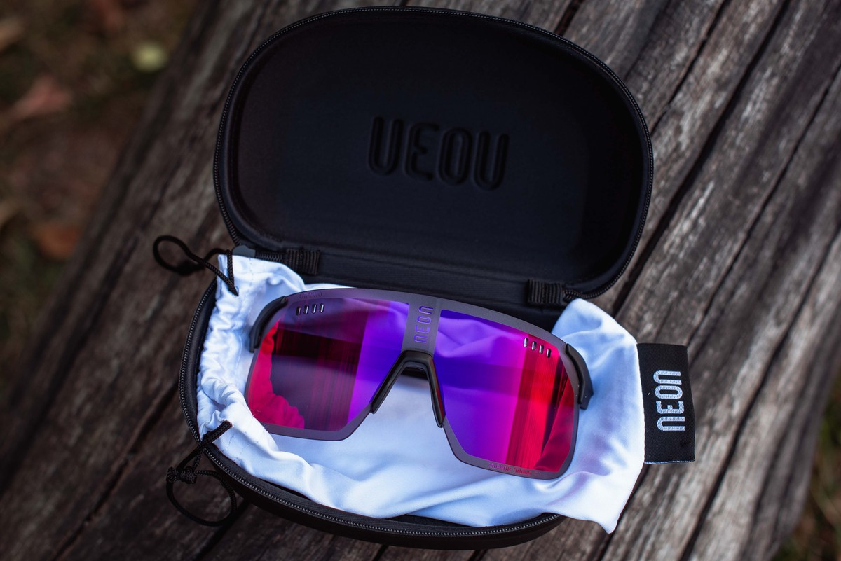 Очки Neon Air Pro cat.3 Black/HD Vision