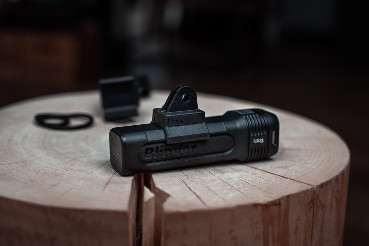 Комплект фонарей Knog Blinder 1300 & Blinder R-150