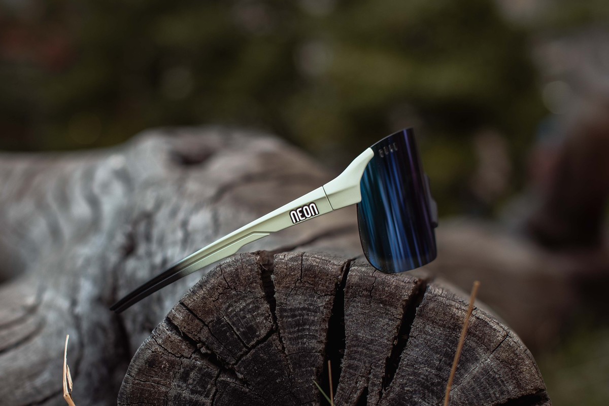 Очки Neon Sky 2.0 AIR cat.3 Salvia Black/Green