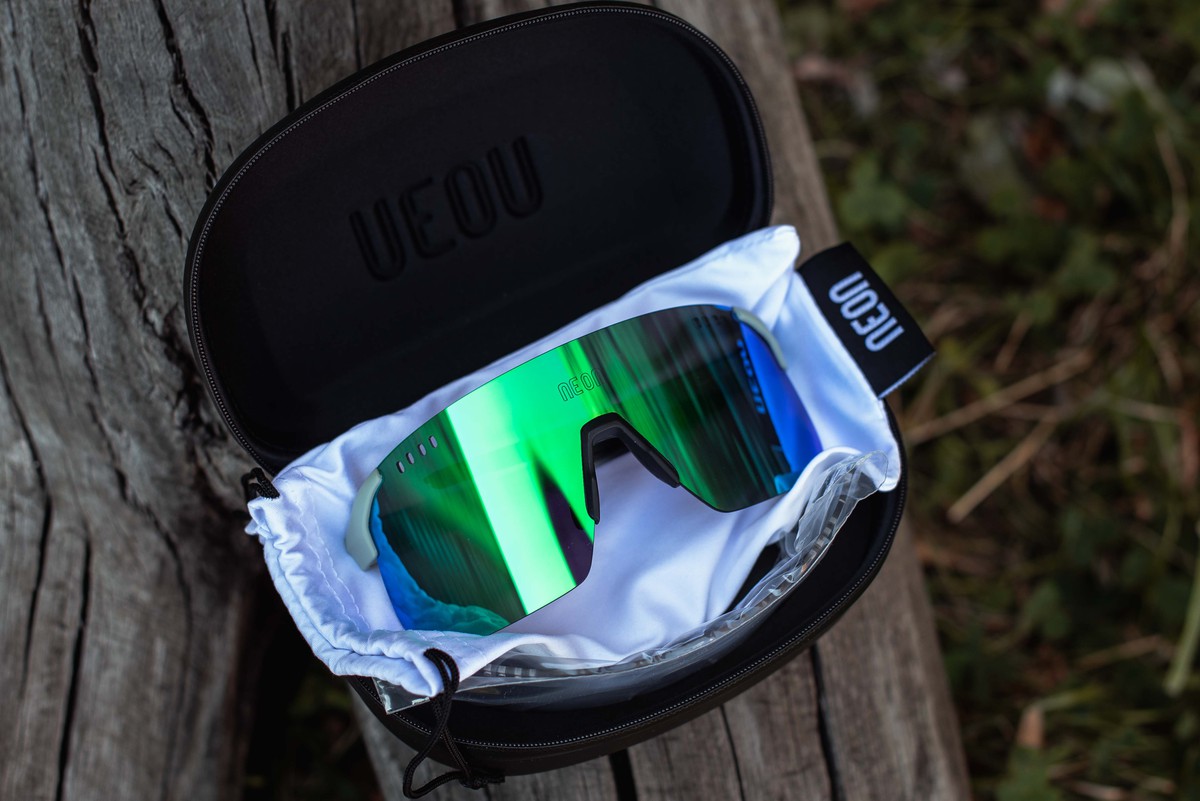Очки Neon Sky 2.0 AIR cat.3 Salvia Black/Green