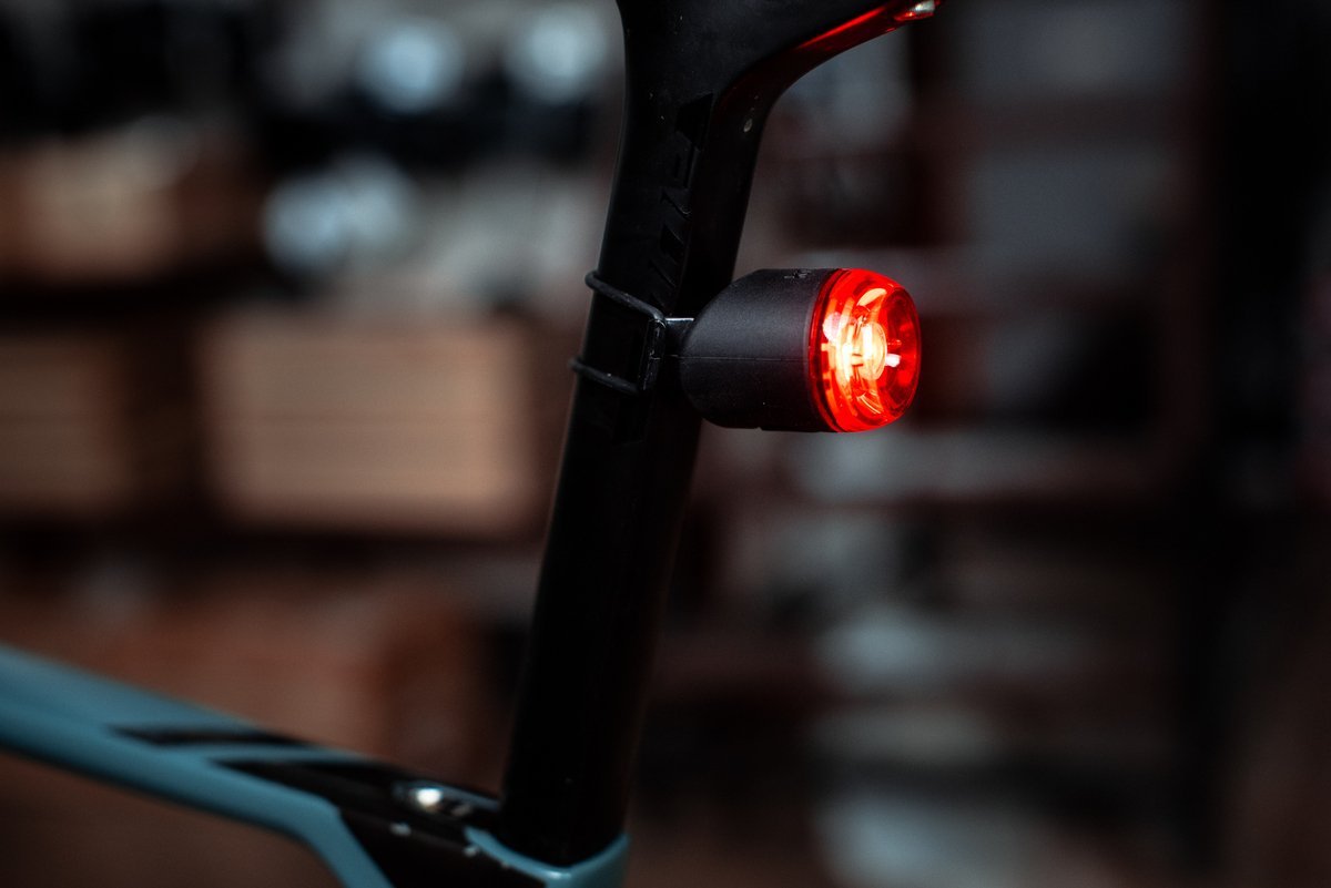 Фонарь задний Knog Plug Rear 10