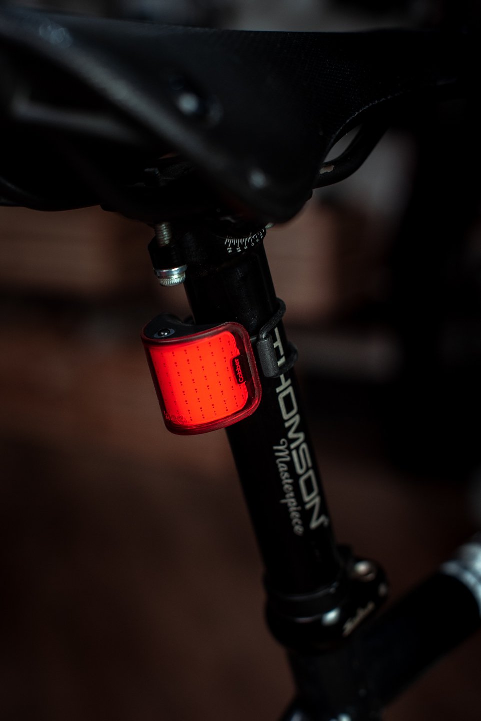 Фонарь задний Knog Cobber Mini Rear