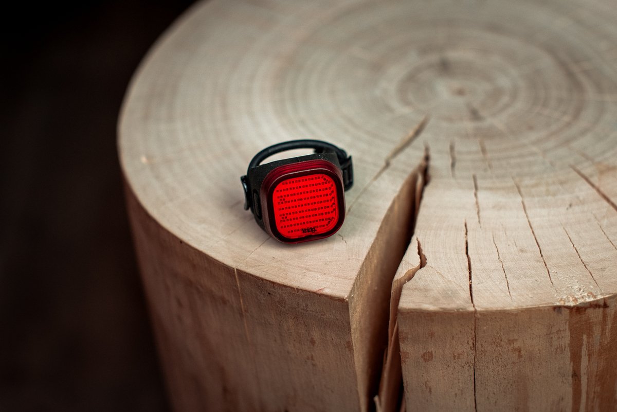 Фонарь задний Knog Blinder Mini Square Rear