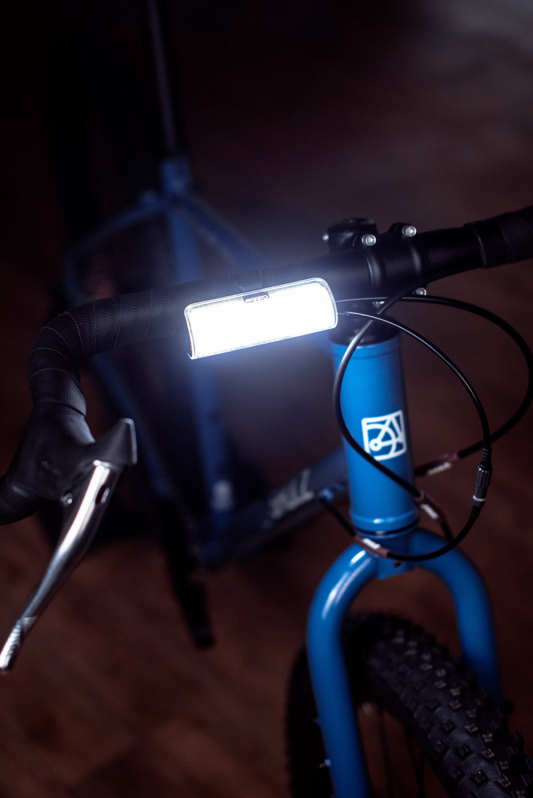 Фонарь передний Knog Cobber Big Front