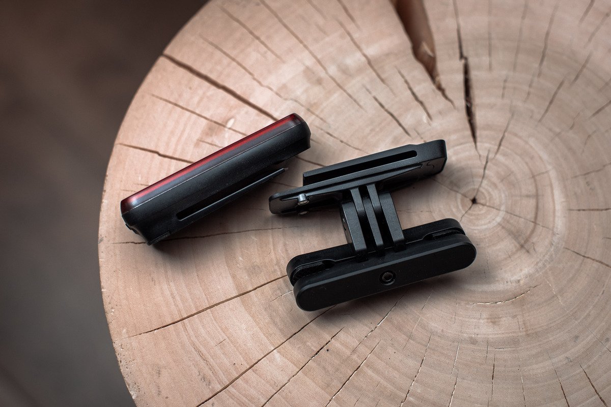 Фонарь задний Knog Blinder Link Saddle Mount