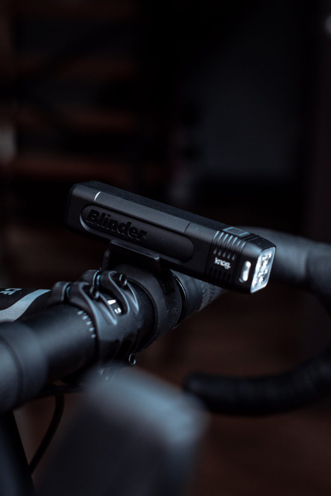 Комплект фонарей Knog Blinder 900 & & Mid Cobber
