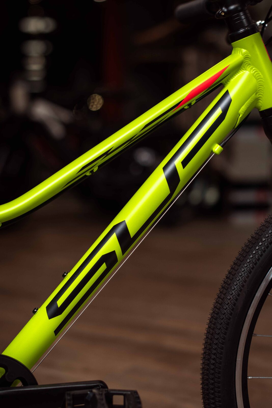 Велосипед Superior Racer XC 24 Matte Lime/Black/Red