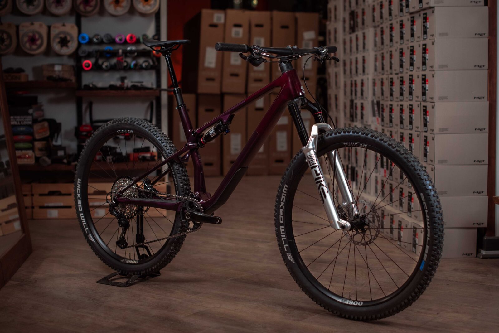Велосипед Superior XF 9.7 DC Matte Carbon Berry