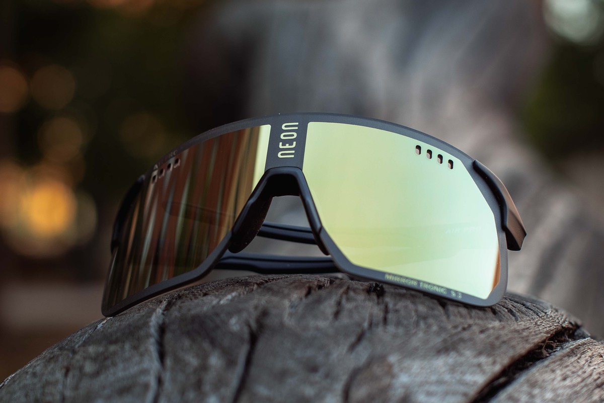 Очки Neon Air Pro cat.3 Black/Bronze