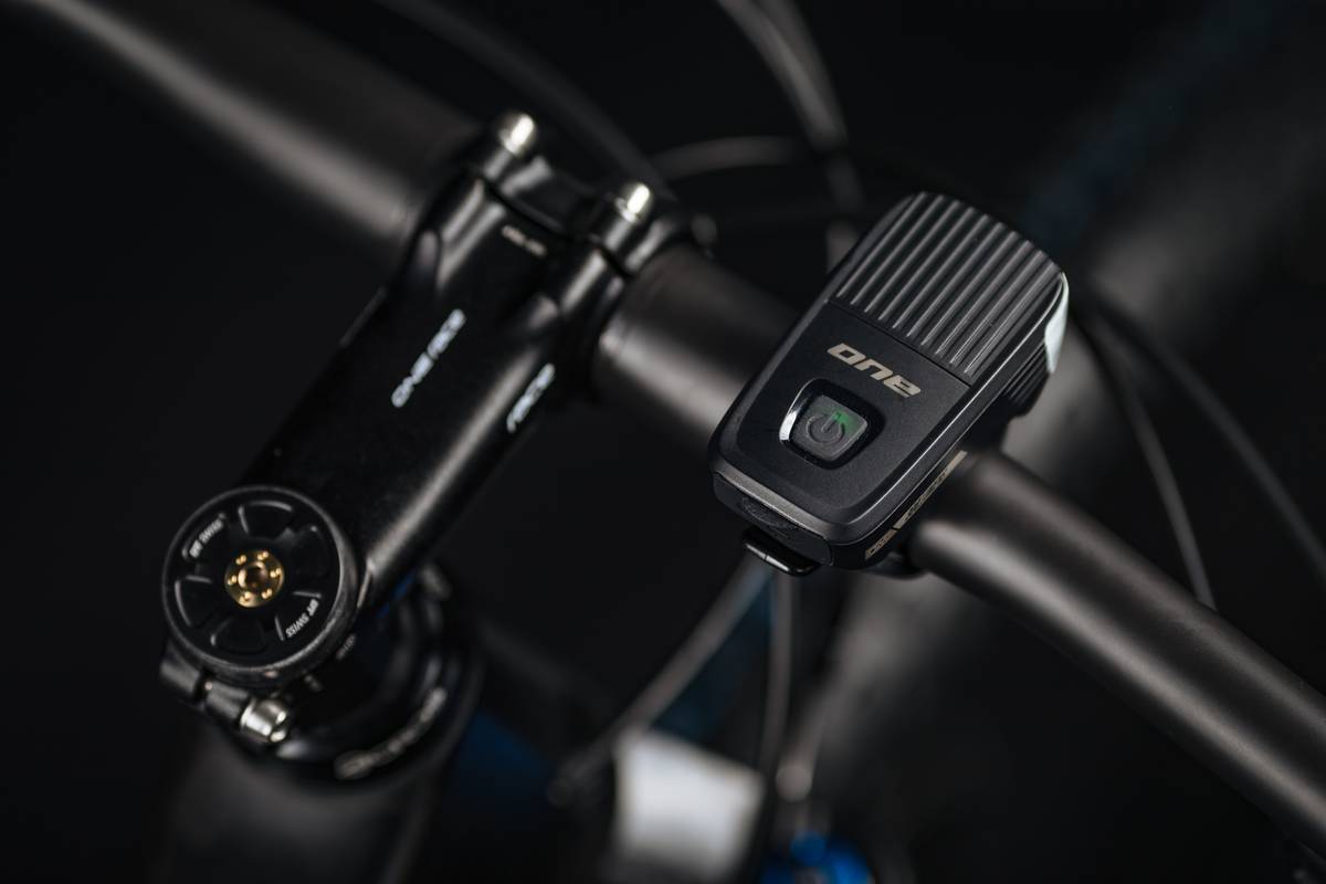 Фонарь передний One F.Light 50
