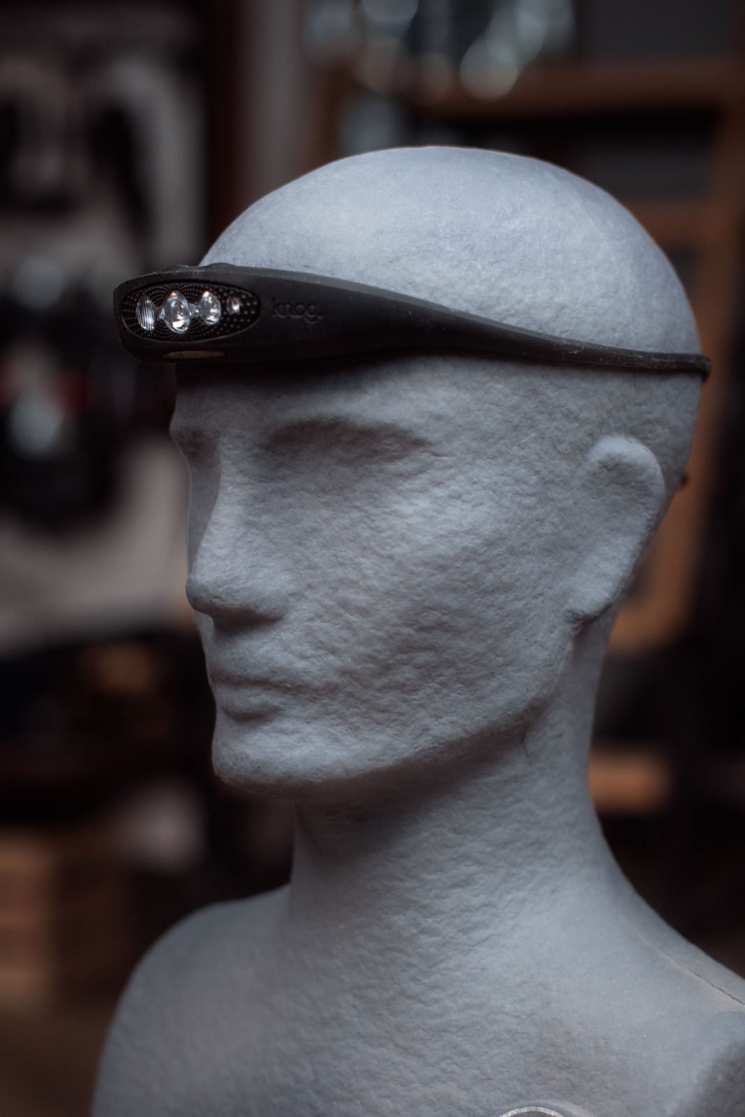 Фонарь налобный Knog Bilby 400 Headlamp Black