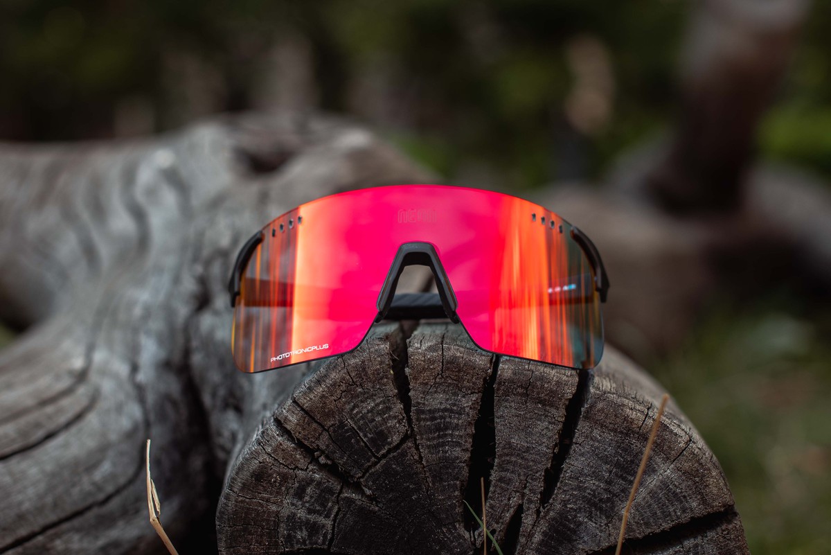 Очки Neon Sky 2.0 AIR (Photochrom) Black/Red