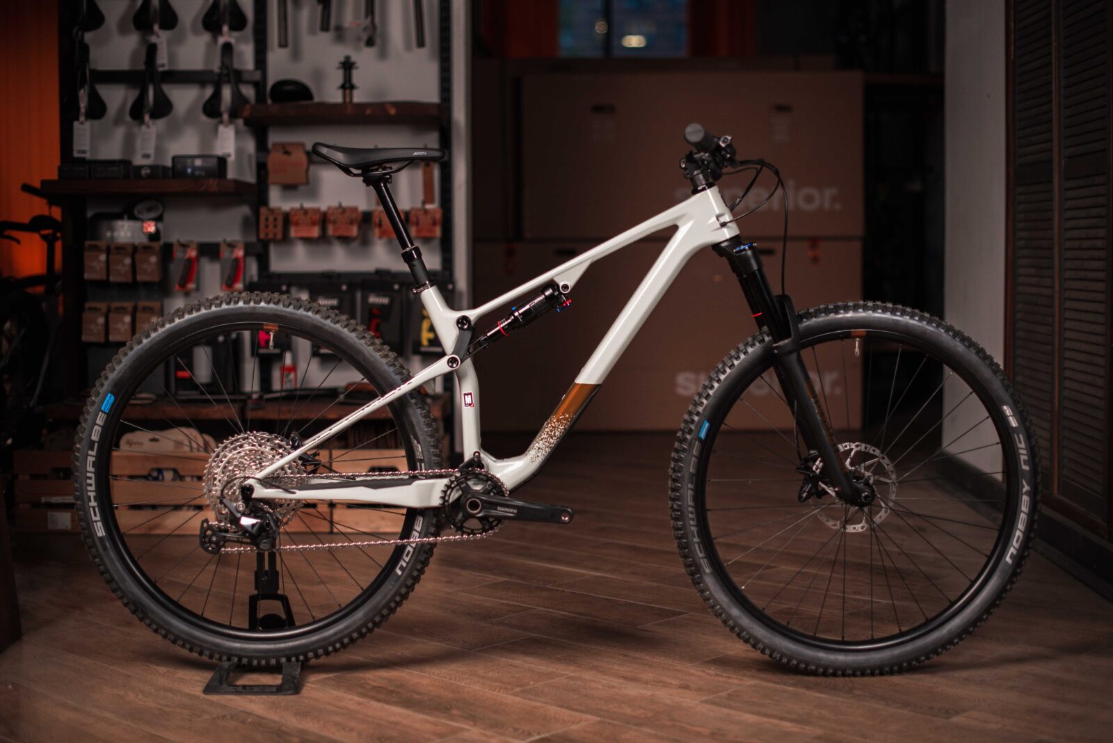 Велосипед Superior XF 929 TR Gloss Grey/Copper