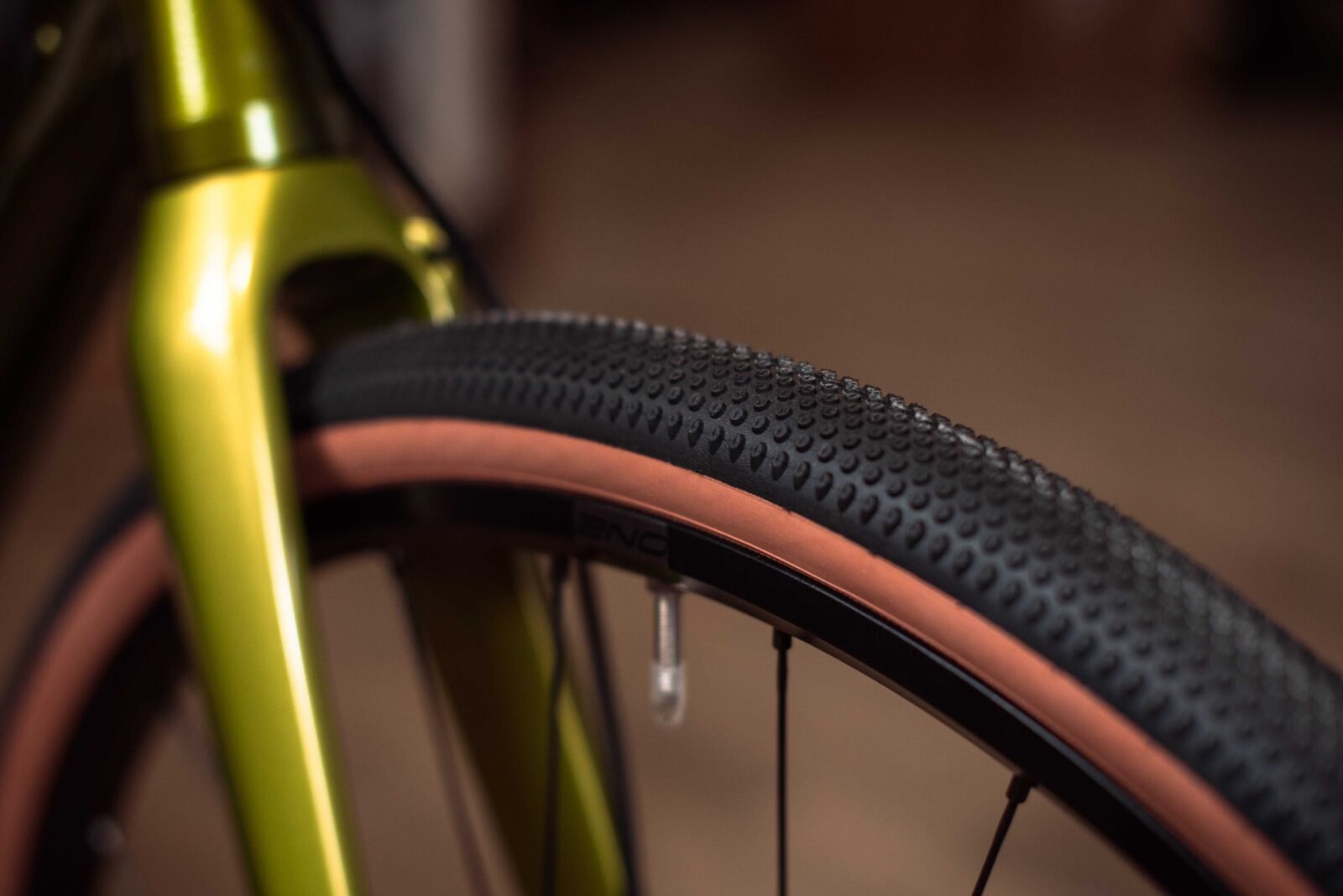 Велосипед Superior X-Road Comp GR Gloss Olive/Lime Yellow