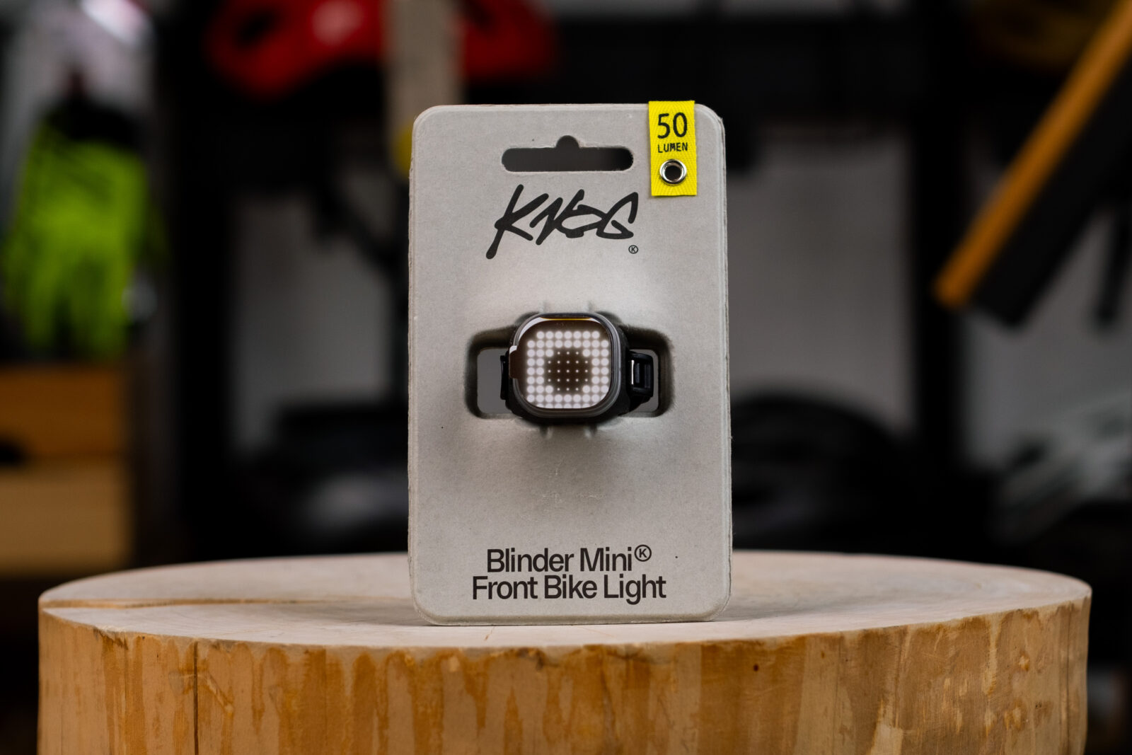 Фонарь передний Knog Blinder Mini Square Front