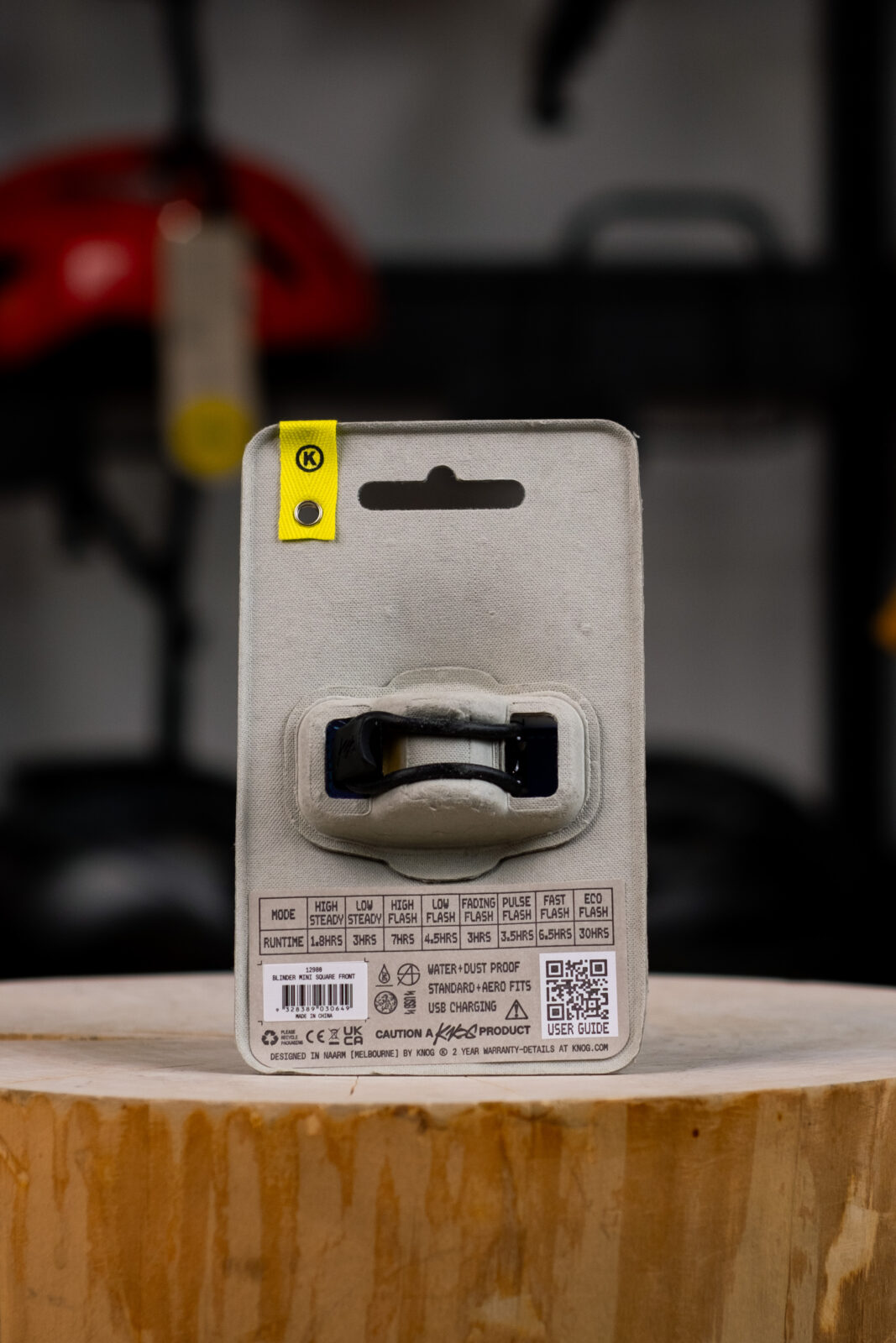 Фонарь передний Knog Blinder Mini Square Front